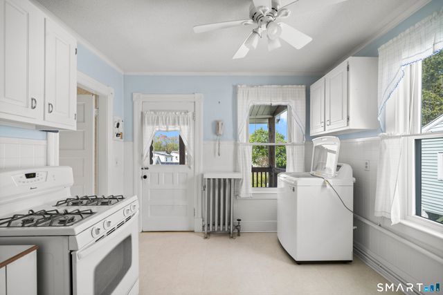 27 Park Avenue, Enfield, CT 06082