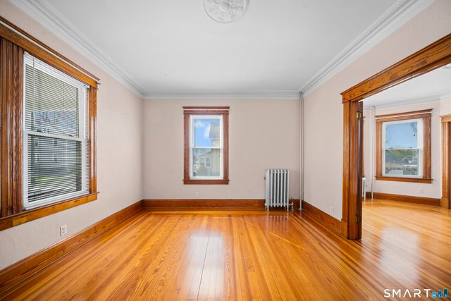 27 Park Avenue, Enfield, CT 06082
