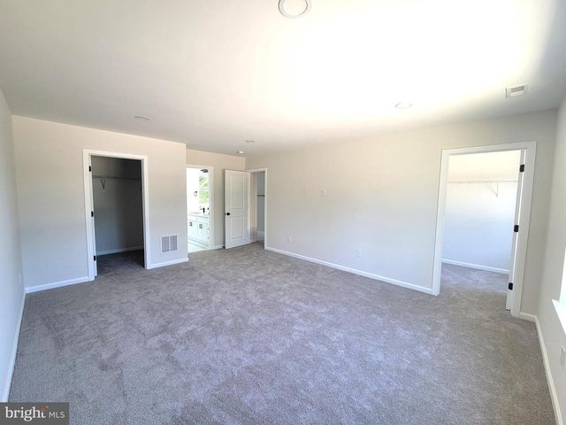 3273 MANAWAY LN, Vineland, NJ 08360