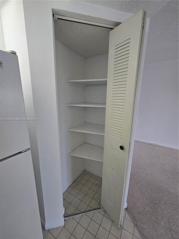 300 SW 130th Ter 413B, Pembroke Pines, FL 33027