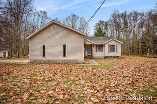 1977 E Michillinda Road, Twin Lake, MI 49457