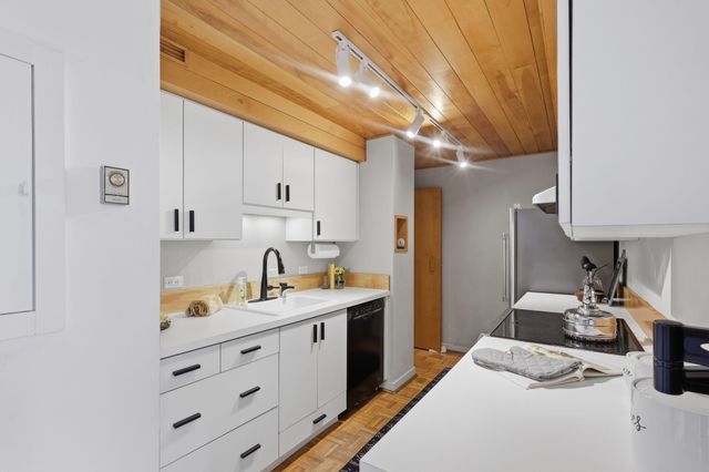 1050 Wall Street 5A, Ann Arbor, MI 48105