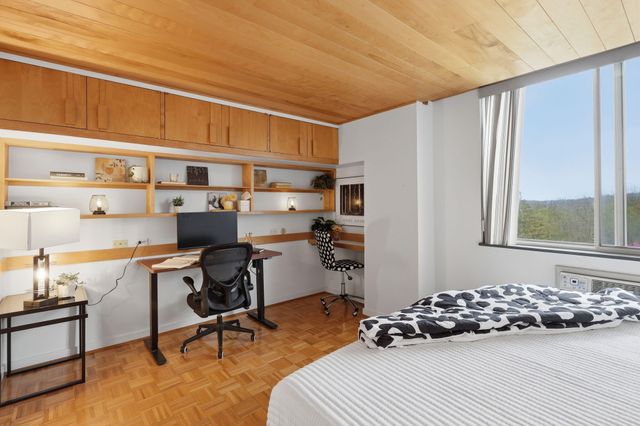 1050 Wall Street 5A, Ann Arbor, MI 48105