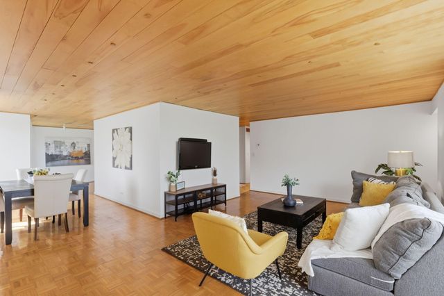 1050 Wall Street 5A, Ann Arbor, MI 48105