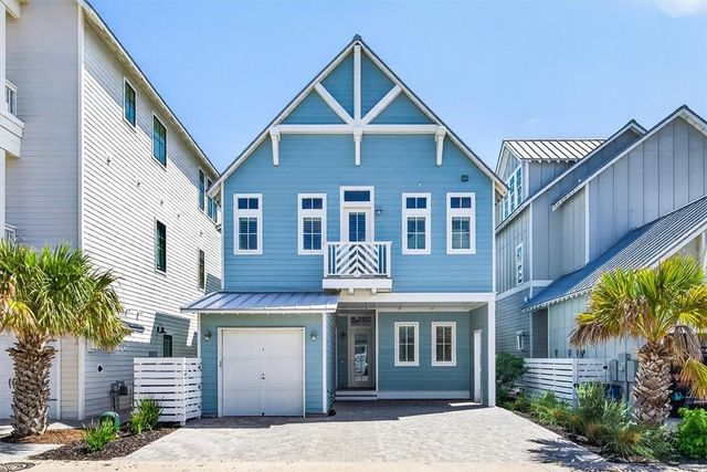 247 Lakeshore St, Port Aransas, TX 78373