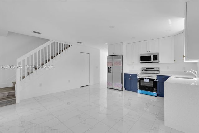 1629 NW 40th st, Miami, FL 33142