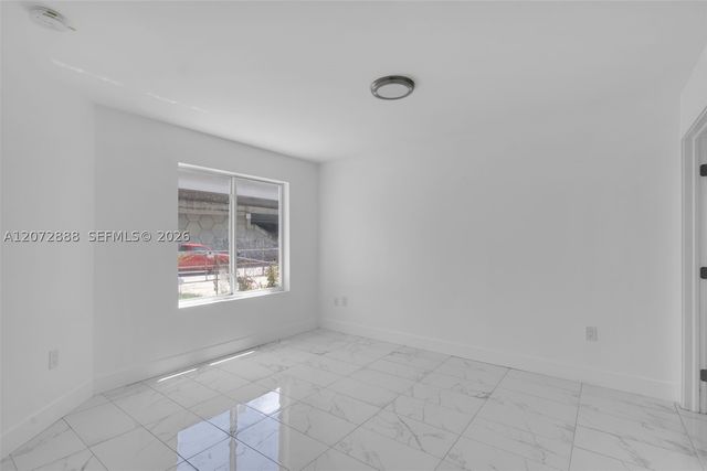 1629 NW 40th st, Miami, FL 33142