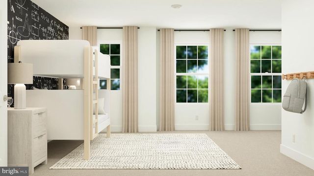 6 RED BARN LN, Bordentown, NJ 08505