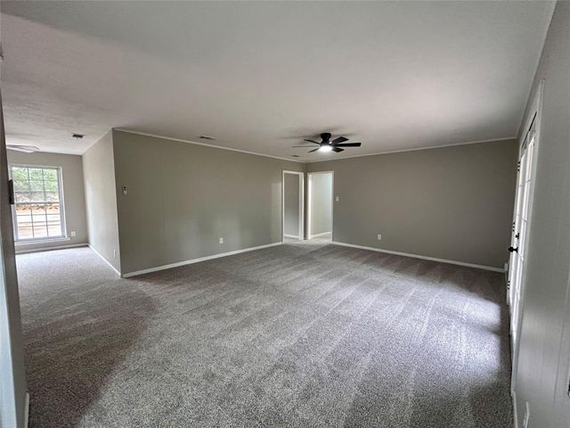 1106 Annette Drive, Longview, TX 75604