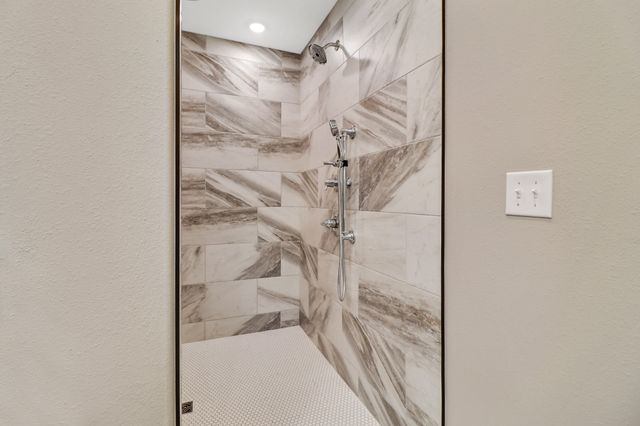 154 Adler Ln, Crossville, TN 38558