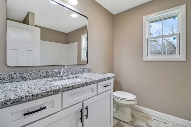 154 Adler Ln, Crossville, TN 38558