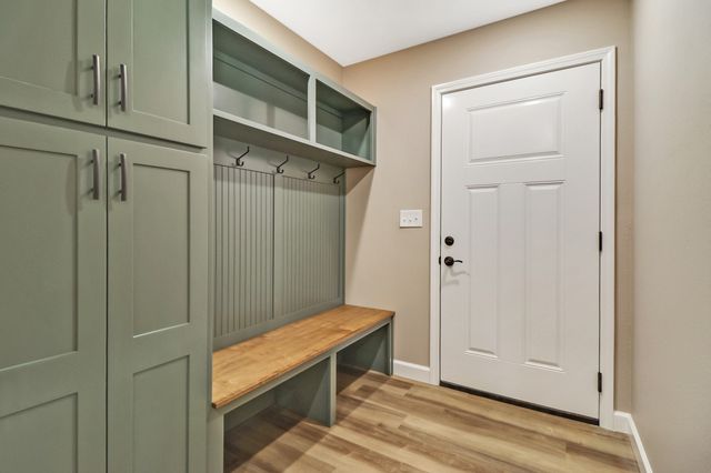 154 Adler Ln, Crossville, TN 38558