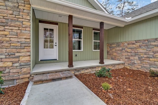 154 Adler Ln, Crossville, TN 38558