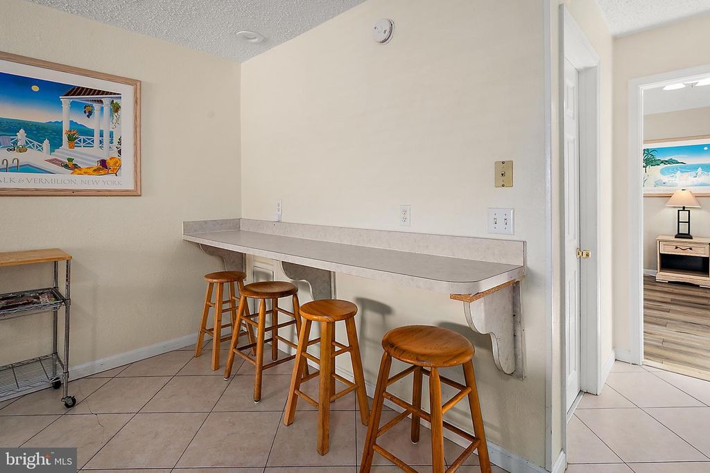 Image 21 of property listing at 207 8TH ST #203E, Ocean City, MD 21842