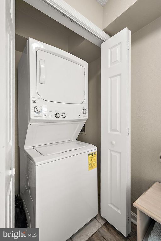 Image 22 of property listing at 207 8TH ST #203E, Ocean City, MD 21842