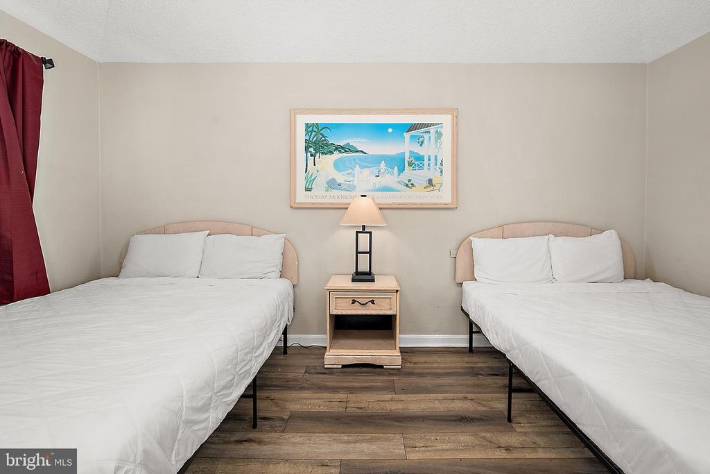 Image 28 of property listing at 207 8TH ST #203E, Ocean City, MD 21842