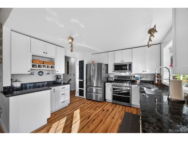 7964 S Estes Ct, Littleton, CO 80128