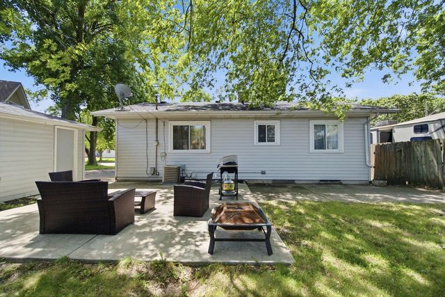 1418 87th STREET, Kenosha, WI 53143