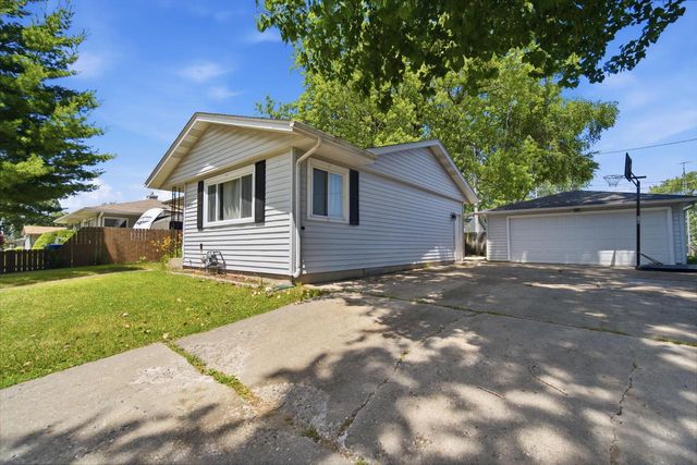 1418 87th STREET, Kenosha, WI 53143