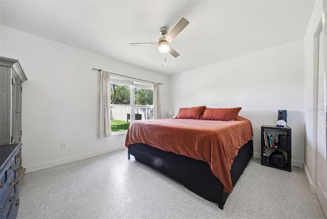 720 LOCUST STREET, Tarpon Springs, FL 34689