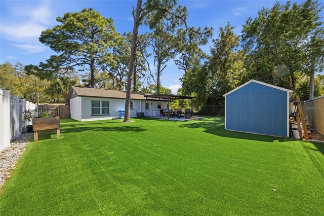 720 LOCUST STREET, Tarpon Springs, FL 34689