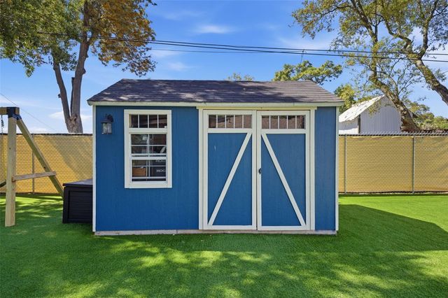 720 LOCUST STREET, Tarpon Springs, FL 34689