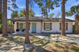 720 LOCUST STREET, Tarpon Springs, FL 34689