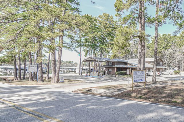 0 Elmore, Willis, TX 77318