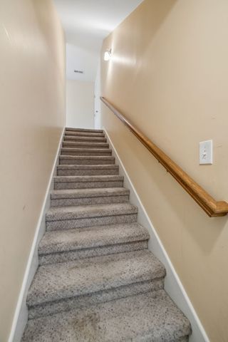 688 Fallbrook Ln, Clarksville, TN 37040