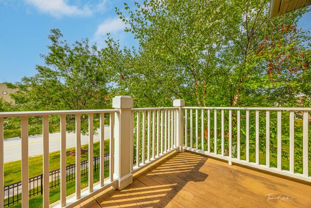 2528 Dunraven Avenue, Naperville, IL 60540