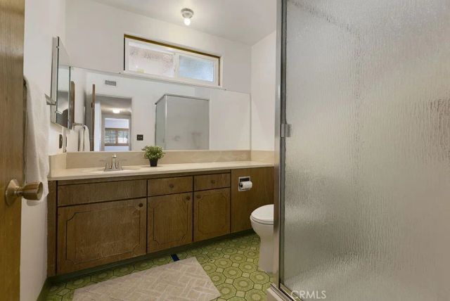 10568 Des Moines, Porter Ranch, CA 91326