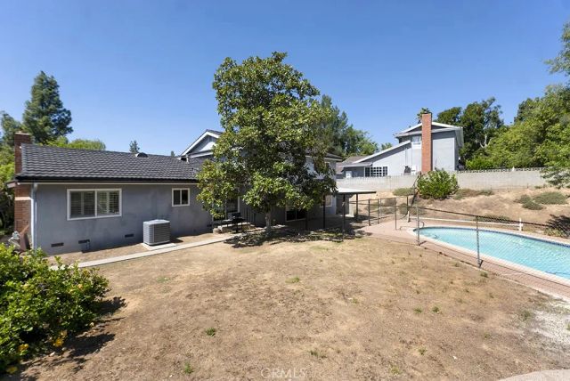 10568 Des Moines, Porter Ranch, CA 91326