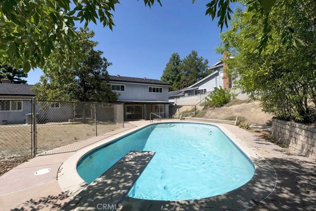 10568 Des Moines, Porter Ranch, CA 91326
