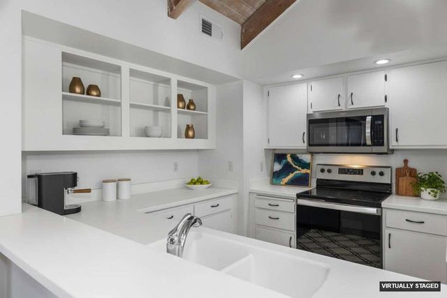 308 Forest Hills Drive, Rancho Mirage, CA 92270