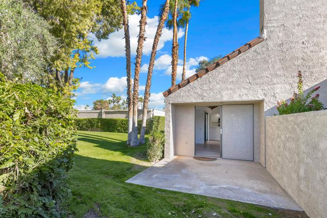 308 Forest Hills Drive, Rancho Mirage, CA 92270