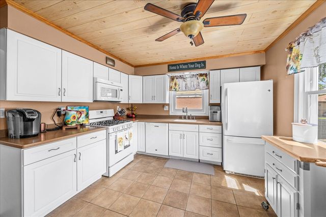 817 S Spring Road, Elmhurst, IL 60126