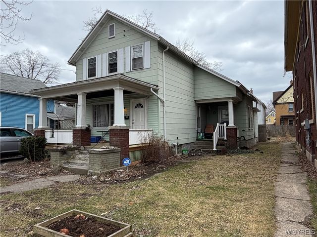 1323 Niagara Avenue, Niagara Falls, NY 14305