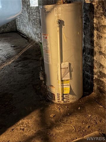 1323 Niagara Avenue, Niagara Falls, NY 14305