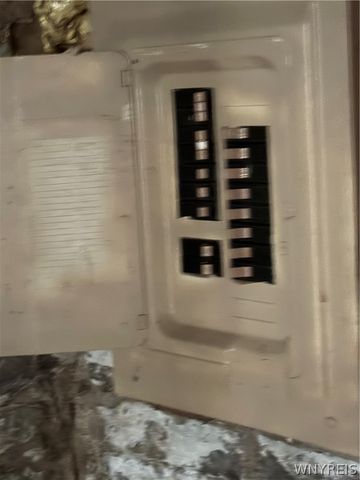 1323 Niagara Avenue, Niagara Falls, NY 14305