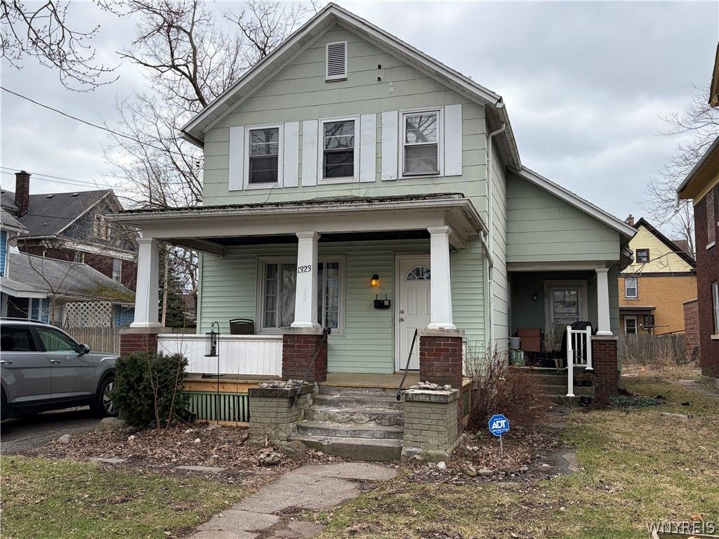 1323 Niagara Avenue, Niagara Falls, NY 14305