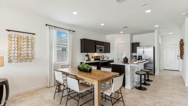5488 E Cinder Lane, San Tan Valley, AZ 85140