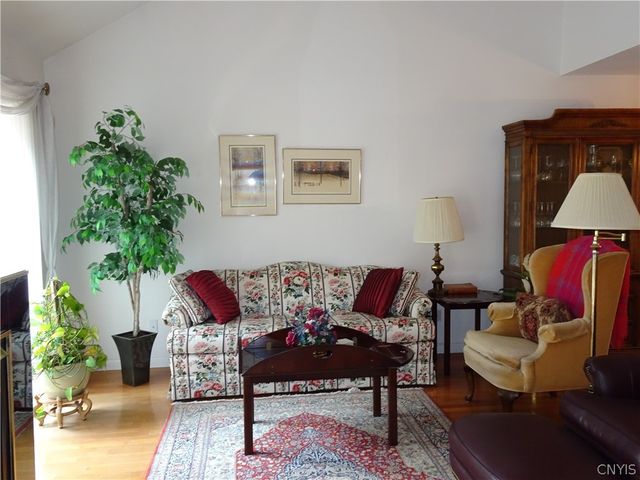 5342 Bunker Hill, Onondaga, NY 13207