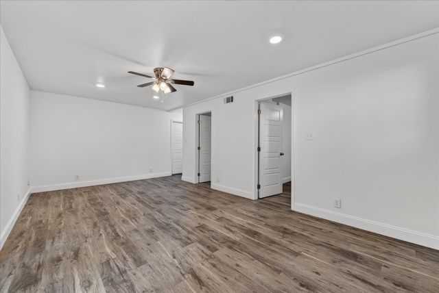 309 Dunbar Cave Rd, Clarksville, TN 37043