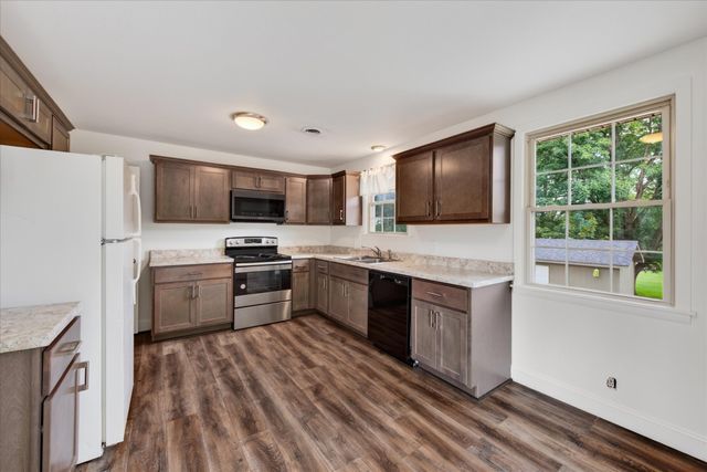 309 Dunbar Cave Rd, Clarksville, TN 37043
