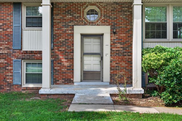 309 Dunbar Cave Rd, Clarksville, TN 37043