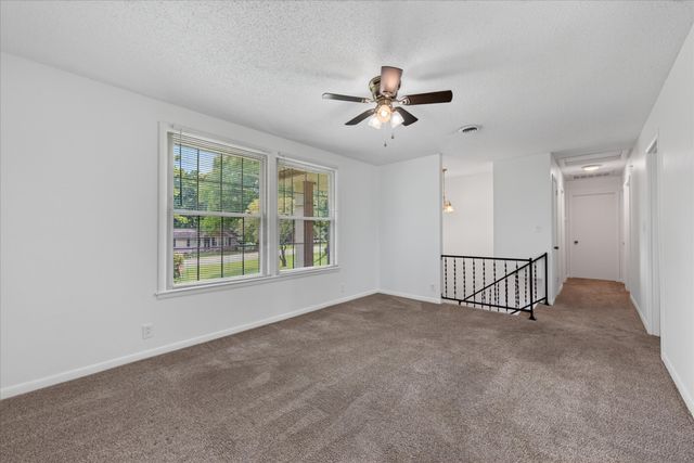 309 Dunbar Cave Rd, Clarksville, TN 37043