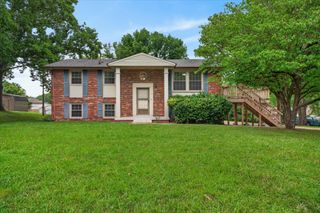 309 Dunbar Cave Rd, Clarksville, TN 37043