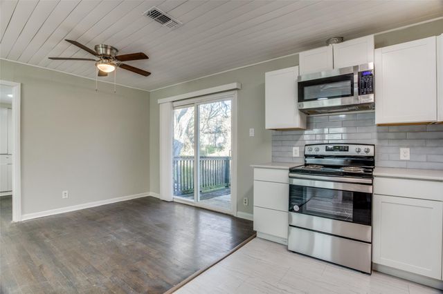 5216 McCarty W 7, Austin, TX 78749