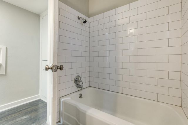 5216 McCarty W 7, Austin, TX 78749