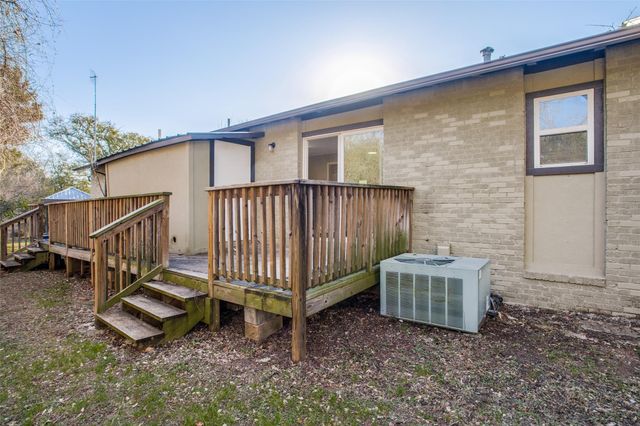 5216 McCarty W 7, Austin, TX 78749